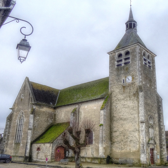 Carisey — Église Notre Dame Saint-Vincent